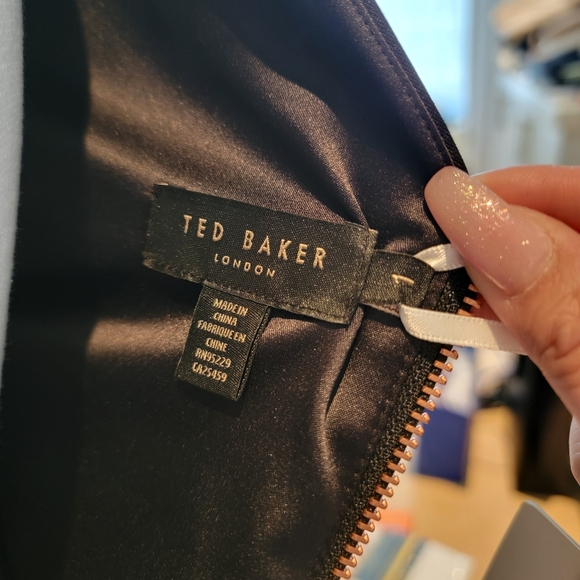 🖤 TED BAKER BOW SHOULDER BODYCON DRESS (BLACK) - Picture 7 of 8